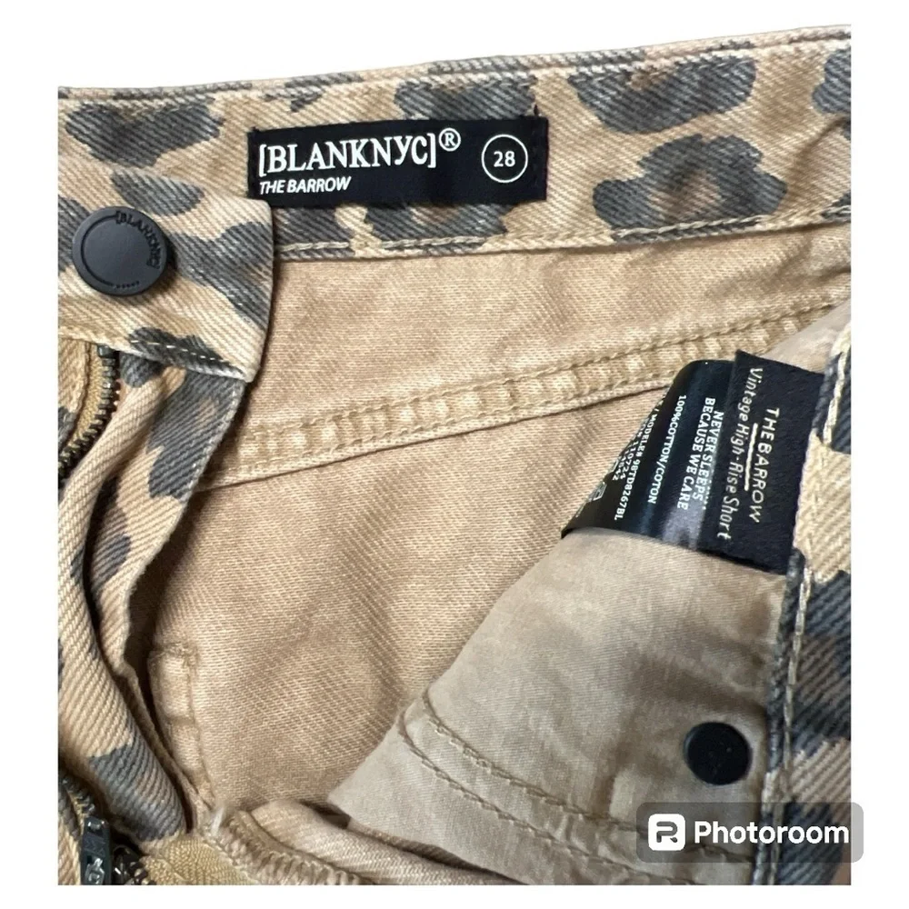 Blank NYC The Barrow Vintage Denim cheetah print shorts size 28 - Picture 6 of 6